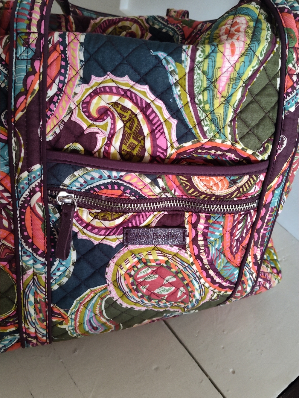 Vera Bradley Burgundy Coral Green Multi Paisley Quilted Weekend Tote ShoulderBag - Picture 7 of 8